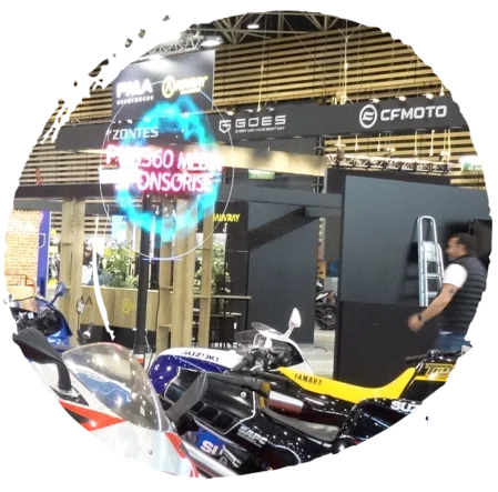 Hologramme FlashBoutic - Salon du 2 Roues Hologramme FlashBoutic - Salon du 2 Roues